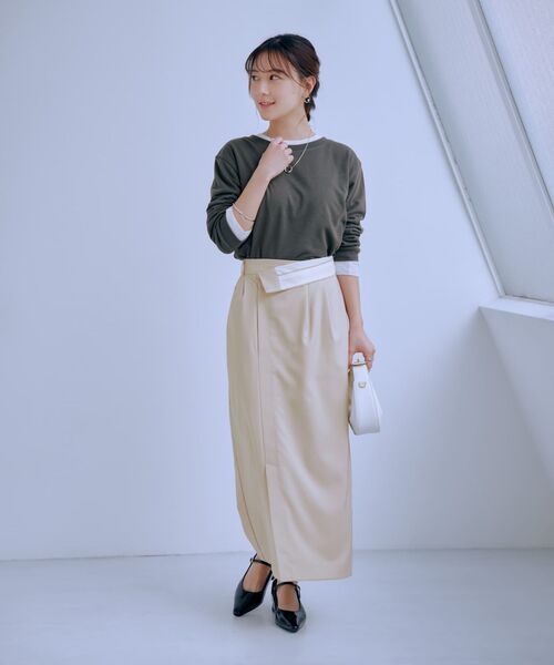 COHINA(コヒナ)の「ターンアップIラインスカート 【低身長・小柄女性】(スカート・レディース・ブラウン/ネイビー/ベージュ・S-Regular/XS-Regular/S-Short/XS-Short)」の4枚目の写真
