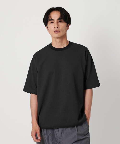 BEAUTY&YOUTH UNITED ARROWS（ビューティーアンドユースユナイテッドアローズ）の「Air Dobby ワイドテーパード クルーネック Tシャツ -ヨコストレッチ 吸水速乾性-（Tシャツ/カットソー・メンズ・グレー/ブラック/ライトグレー・L/XL/S/M）」の4枚目の写真
