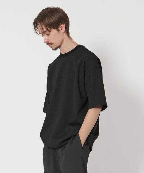 BEAUTY&YOUTH UNITED ARROWS（ビューティーアンドユースユナイテッドアローズ）の「Air Dobby ワイドテーパード クルーネック Tシャツ -ヨコストレッチ 吸水速乾性-（Tシャツ/カットソー・メンズ・グレー/ブラック/ライトグレー・L/XL/S/M）」の5枚目の写真