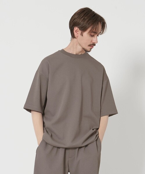 BEAUTY&YOUTH UNITED ARROWS（ビューティーアンドユースユナイテッドアローズ）の「Air Dobby ワイドテーパード クルーネック Tシャツ -ヨコストレッチ 吸水速乾性-（Tシャツ/カットソー・メンズ・グレー/ブラック/ライトグレー・L/XL/S/M）」の18枚目の写真