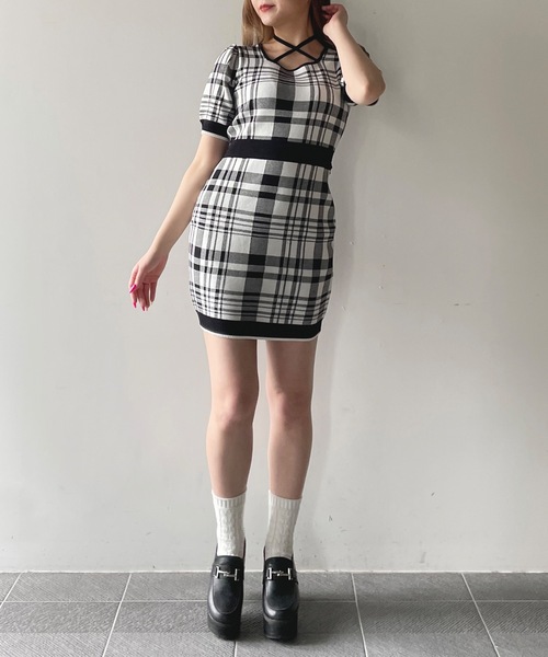 abc une face（アーベーセーアンフェイス）の「ジャガードバック