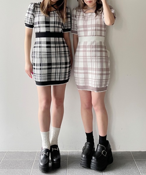 abc une face(アーベーセーアンフェイス)の「ジャガードバックリボンワンピース(ワンピース・レディース・ホワイト×ブラック/ホワイト×ピンク/グレー・FREE)」の13枚目の写真
