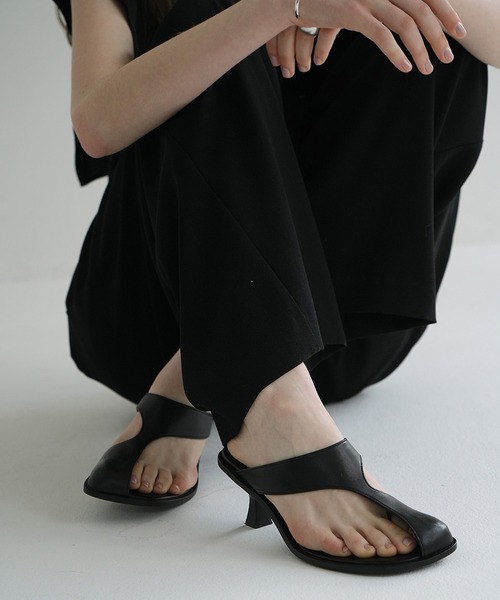 CURVED DESIGN SANDALS（サンダル）｜CLANE（クラネ）の
