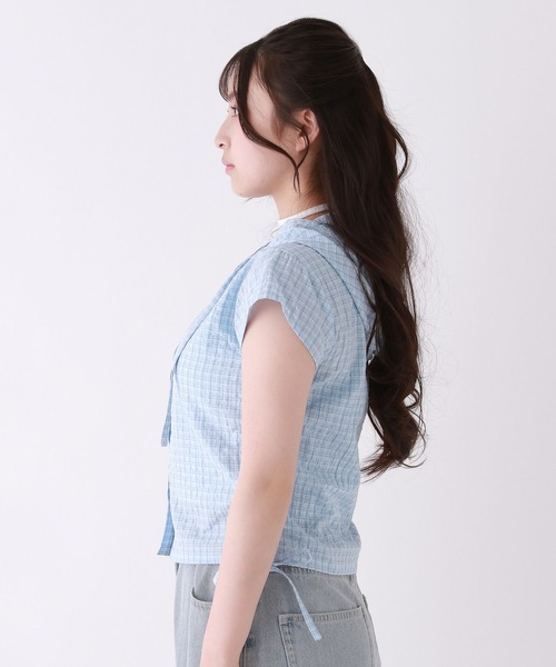 repipi armario（レピピ アルマリオ）の「シャーリングフードシャツ（シャツ/ブラウス・キッズ・サックスブルー/イエロー/オレンジ・SMALL/MEDIUM/LARGE）」の15枚目の写真