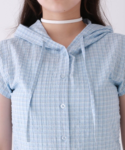 repipi armario（レピピ アルマリオ）の「シャーリングフードシャツ（シャツ/ブラウス・キッズ・サックスブルー/イエロー/オレンジ・SMALL/MEDIUM/LARGE）」の17枚目の写真