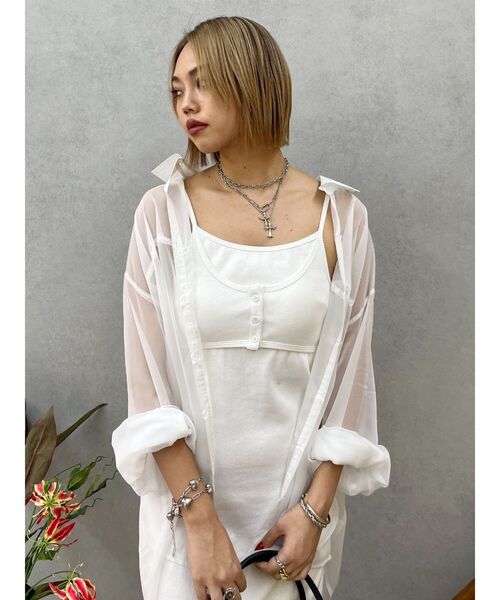 EVRIS（エヴリス）の「シアーオーバーサイズシャツ（シャツ/ブラウス・レディース・ブルー/ブラック/ホワイト・FREE）」の22枚目の写真