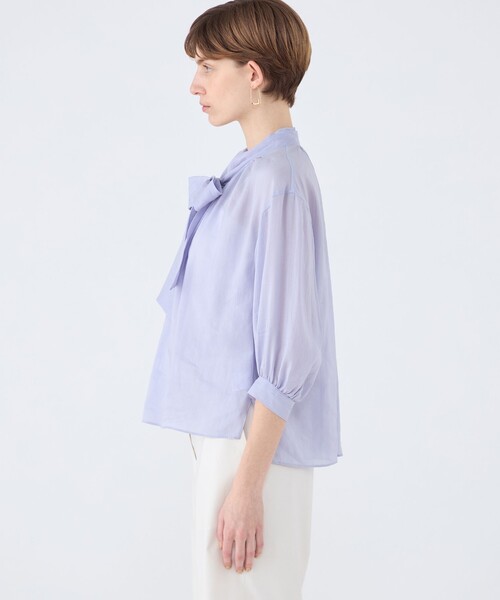 BALLSEY（ボールジィ）の「スムースラミー バイヤスボウタイブラウス（シャツ/ブラウス・レディース・ブラック/ホワイト/ライトパープル・36）」の6枚目の写真