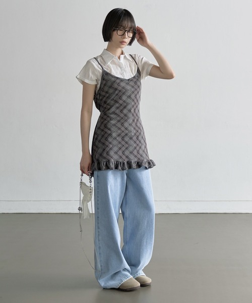 UNE MANSION（ユヌマンション）の「【UNE ORIGINAL】ウエストマークくるくるストリングフリルシースルーチェックミディ丈レイヤードワンピース（キャミソール・レディース・ベージュ/アイボリー/ブラック・FREE）」の15枚目の写真