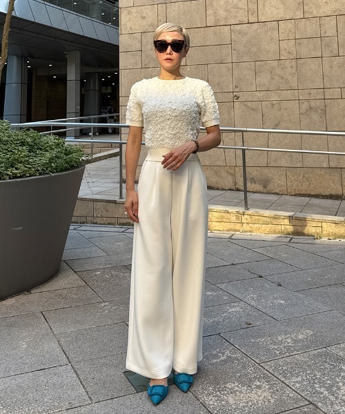 JENNE(ジェンヌ)の「膨れジャカード見えニット(ニット/セーター・レディース・ブラック/ライム/ホワイト・SMALL/MEDIUM/LARGE)」の14枚目の写真