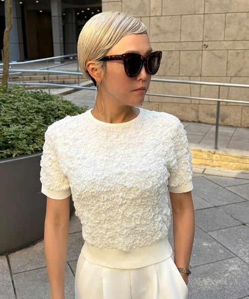 JENNE(ジェンヌ)の「膨れジャカード見えニット(ニット/セーター・レディース・ブラック/ライム/ホワイト・SMALL/MEDIUM/LARGE)」の17枚目の写真