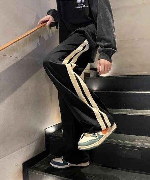SHEPP（シープ）の「サイドラインスウェットワイドパンツ（スウェットパンツ・メンズ・ブラック・M/L）」の4枚目の写真