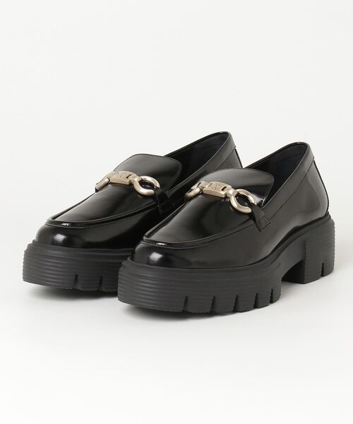 STUART WEITZMAN（スチュアートワイツマン）の「STUART WEITZMAN NOLITA SW SIGNATURE LOAFER スチュアート・ワイツマン ノリータ シグニチャー ローファー（ローファー・レディース・バーガンディー/ブラック・36.5/37/37.5/35.5/36/35）」の6枚目の写真