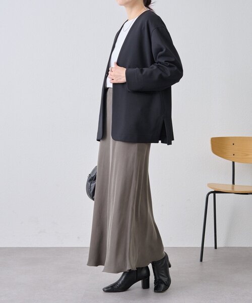 LIVETART(リヴェタート)の「ノーカラージャケット(ノーカラージャケット・レディース・ブラック/ネイビー・FREE)」の5枚目の写真