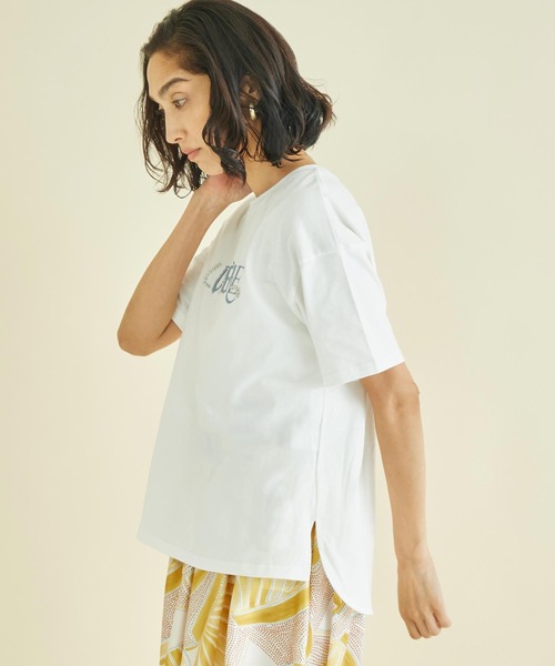 Settimissimo(セッティミッシモ)の「スタッズ ミックス 刺繍 ロゴ Tシャツ(Tシャツ/カットソー・レディース・ブラック/オフホワイト/ベージュ・FREE)」の6枚目の写真