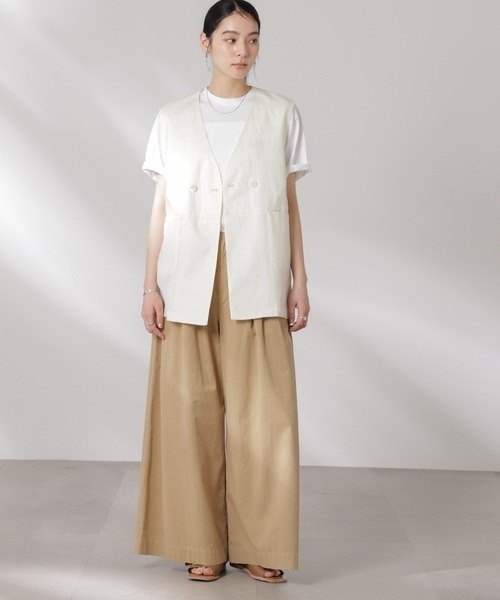 NANO universe（ナノユニバース）の「ヨーロピアンフラックス スリットポケットジレ（セットアップ可）（ノーカラージャケット・レディース・ベージュ/ブラウン/ネイビー/オフホワイト・FREE）」の22枚目の写真