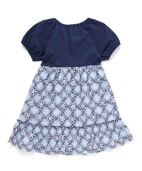 BeBe（ベベ）の「【お揃い】復刻アーカイブタイル柄切り替えパフスリーブワンピース(90~150cm)（ワンピース・キッズ・ブルー系その他・120cm/130cm/90cm/110cm/100cm/140cm/150cm）」の5枚目の写真