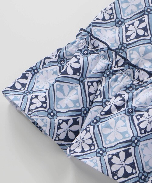 BeBe（ベベ）の「【お揃い】復刻アーカイブタイル柄切り替えパフスリーブワンピース(90~150cm)（ワンピース・キッズ・ブルー系その他・120cm/130cm/90cm/110cm/100cm/140cm/150cm）」の10枚目の写真