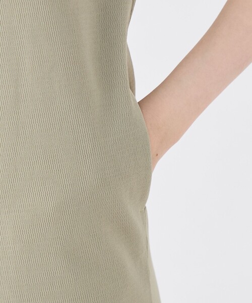 MACPHEE（マカフィー）の「ポリエステルサーマル アメリカンスリーブワンピース（ワンピース・レディース・カーキ/ネイビー・36）」の11枚目の写真