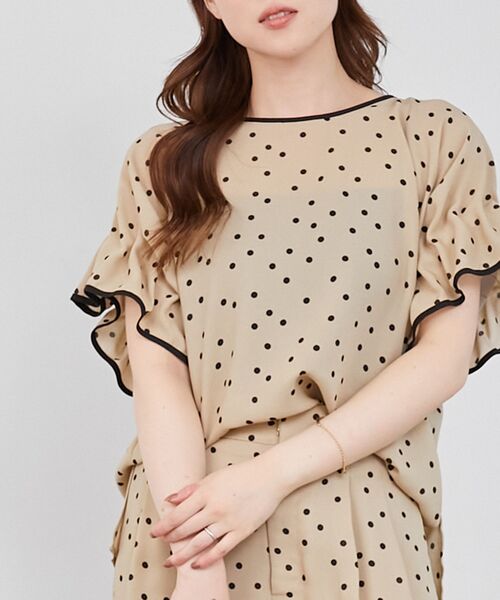 le.coeur blanc(ルクールブラン)の「リネンライクスラブドットギャザーブラウス(シャツ/ブラウス・レディース・グレー系その他/ベージュ系その他2・38)」の4枚目の写真