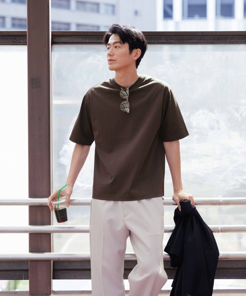 GLOBAL WORK（グローバルワーク）の「汗染み軽減クリーンT/288100（Tシャツ/カットソー・メンズ・ライトグレー/ブラック/ブラウン/オフホワイト・MEDIUM/SMALL/X-LARGE/LARGE）」の4枚目の写真