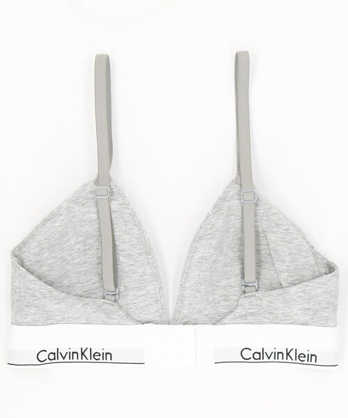Calvin Klein Underwear(カルバンクラインアンダーウェア)の「Calvin Klein Underwear/カルバンクライン Cotton Modalトライアングルブラ / QF5650 / LGHT LINED TRIANGLE(ブラジャー・レディース・ブラック/グレー・SMALL)」の6枚目の写真