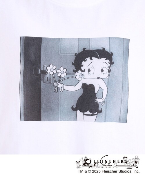 Cutie Blonde（キューティーブロンド）の「【BETTY BOOP（TM）別注】ベーシックTシャツ（Tシャツ/カットソー・レディース・チャコール/ホワイト系3/ブラック系1/ホワイト系4・04/03/02/01）」の19枚目の写真