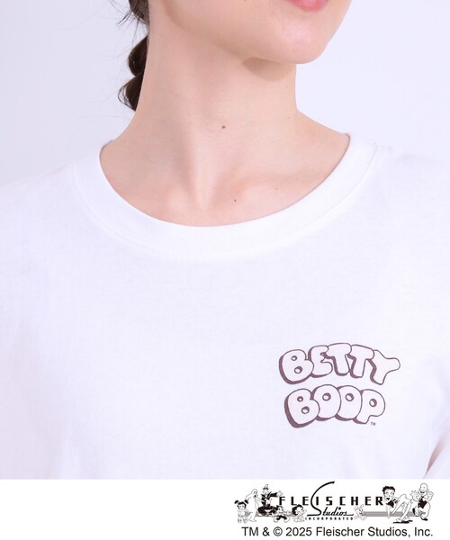 Cutie Blonde（キューティーブロンド）の「【BETTY BOOP（TM）別注】ベーシックTシャツ（Tシャツ/カットソー・レディース・チャコール/ホワイト系3/ブラック系1/ホワイト系4・04/03/02/01）」の11枚目の写真