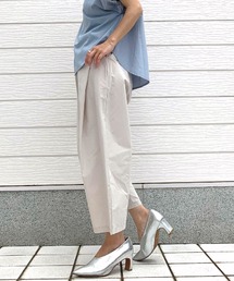 サイドタックパンツ