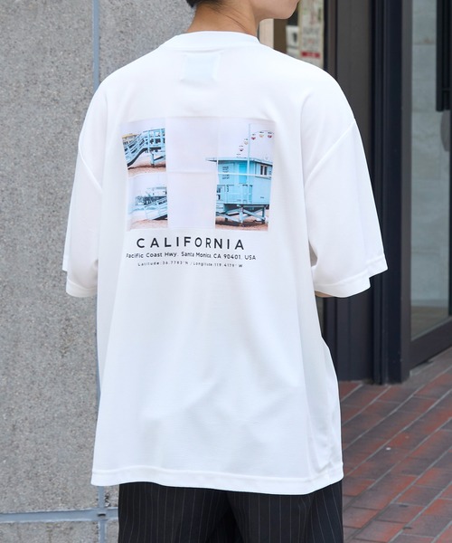 MAISON CLUB(メゾンクラブ)の「【MAISON CLUB】Over Size Dry Tee CITY SERIES ~CALIFORNIA~ / カルフォルニア プリントロゴ(Tシャツ/カットソー・メンズ・ブラック/ホワイト・M/L)」の3枚目の写真