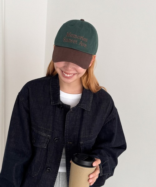 CANAL JEAN（キャナルジーン）の「Lakey Park　Memories ロゴCAP（キャップ・レディース・グリーン/アイボリー・ONE SIZE）」の5枚目の写真