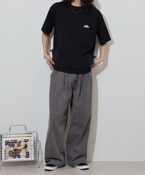 FUNALIVE(ファンアライブ)の「梨地 ナイロンポケ ロゴ 半袖 Tシャツ(Tシャツ/カットソー・メンズ・ブラック/レディッシュグレー/ベージュ/ホワイト・L/LL/M)」の12枚目の写真