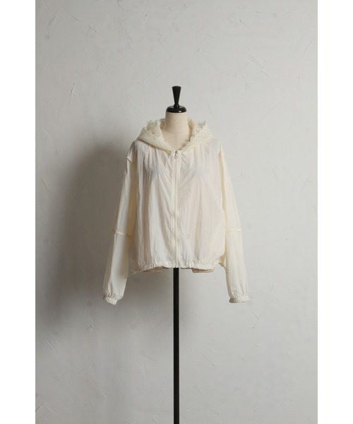 &. NOSTALGIA（アンドドットノスタルジア）の「【ZOZO限定】フードレースナイロンパーカー（パーカー・レディース・アイボリー/ピンク・M）」の14枚目の写真