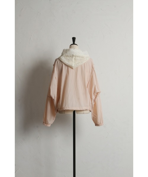 &. NOSTALGIA（アンドドットノスタルジア）の「【ZOZO限定】フードレースナイロンパーカー（パーカー・レディース・アイボリー/ピンク・M）」の17枚目の写真