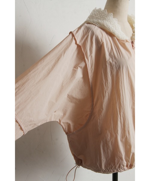 &. NOSTALGIA（アンドドットノスタルジア）の「【ZOZO限定】フードレースナイロンパーカー（パーカー・レディース・アイボリー/ピンク・M）」の21枚目の写真