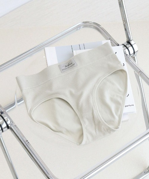 tu-hacci(ツーハッチ)の「ラフィナータリブショーツ(ショーツ・レディース・ブラック/ライトグレー/キナリ・M/L/XL)」の10枚目の写真