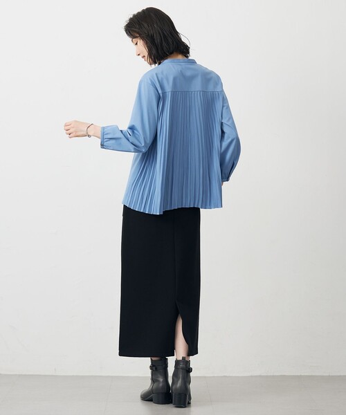 J.PRESS(ジェイプレス)の「コンパクトトリコット バックプリーツ カットソー(Tシャツ/カットソー・レディース・ブルー系/ベージュ系/オレンジ系/ダークブラウン系・MEDIUM/LARGE)」の9枚目の写真