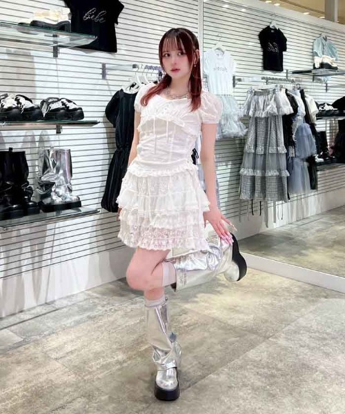 FickleBebe(フィクルベベ)の「ミックスレースショートパンツ(その他パンツ・レディース・ホワイト/ブラック・FREE)」の4枚目の写真