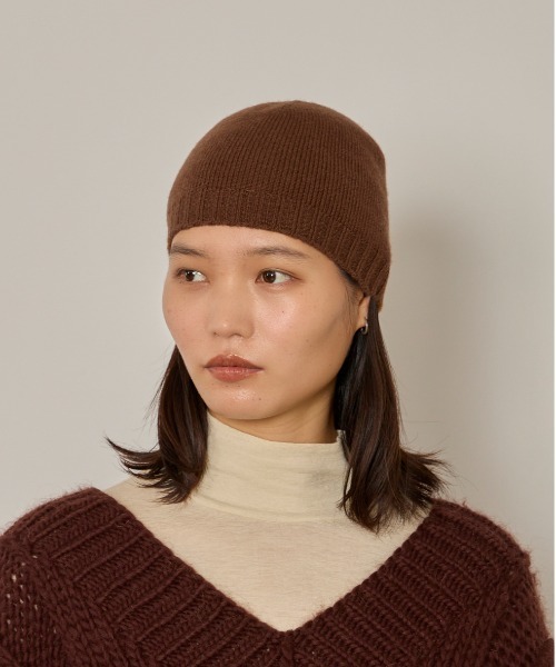 arth(アース)の「arth Ca100 Short Beanie / アース(ニットキャップ/ビーニー・レディース・ワイン/ブラック/ブラウン・FREE)」の1枚目の写真
