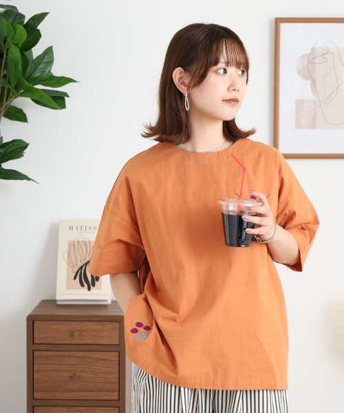 Emago(イマゴ)の「EMAGO カクテル刺繍ブラウス(シャツ/ブラウス・レディース・オレンジ/ホワイト/ブラック・FREE)」の12枚目の写真