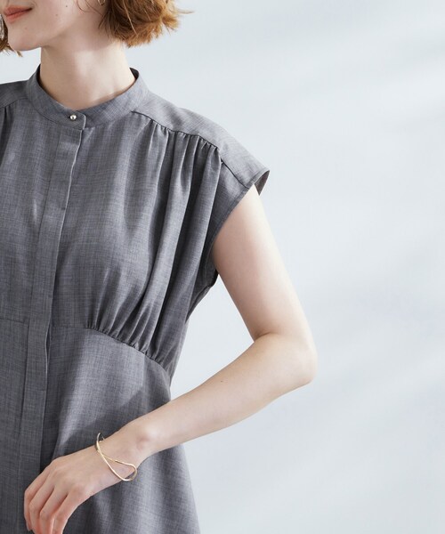 grove（グローブ）の「ウエスト高見えでスタイルアップ　上品スタンドカラーシャツワンピース（ワンピース・レディース・グリーン/ダークグレー/ブラック・01/02/03/04/05）」の6枚目の写真