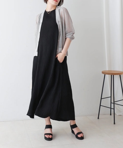 Bou Jeloud(ブージュルード)の「シャーリングカットワンピース(ワンピース・レディース・ブラック/ベージュ/ブラウン・38)」の20枚目の写真