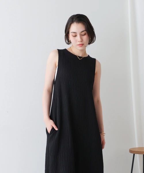 Bou Jeloud(ブージュルード)の「シャーリングカットワンピース(ワンピース・レディース・ブラック/ベージュ/ブラウン・38)」の19枚目の写真