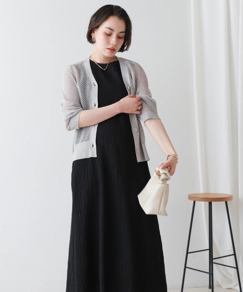 Bou Jeloud(ブージュルード)の「シャーリングカットワンピース(ワンピース・レディース・ブラック/ベージュ/ブラウン・38)」の13枚目の写真
