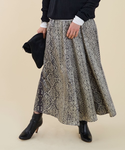 marmors（マルモア）の「【marmors】original python print skirt（スカート・レディース・ブラウン/グレー・36）」の9枚目の写真