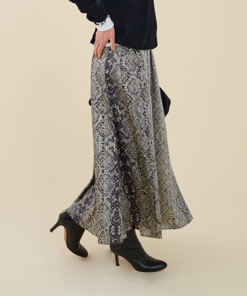 marmors（マルモア）の「【marmors】original python print skirt（スカート・レディース・ブラウン/グレー・36）」の13枚目の写真