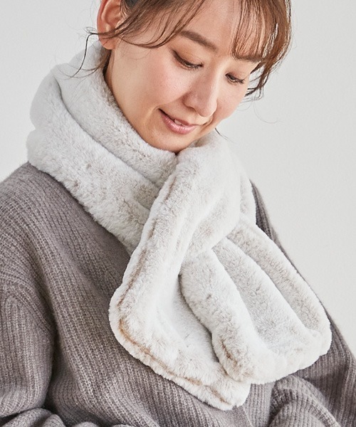 まるで猫！のようなモフモフマフラー【猫Feel】（マフラー