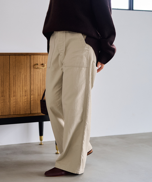 新品　FRAMeWORK ナイロンカーゴパンツ　フレームワーク FRAMeWORK（フレームワーク）の「ナイロンカーゴパンツ