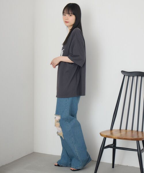 RETRO GIRL(レトロガール)の「カスレロゴリンガーTEE(Tシャツ/カットソー・レディース・ナチュラル/チャコールグレー/ブルー・FREE)」の7枚目の写真