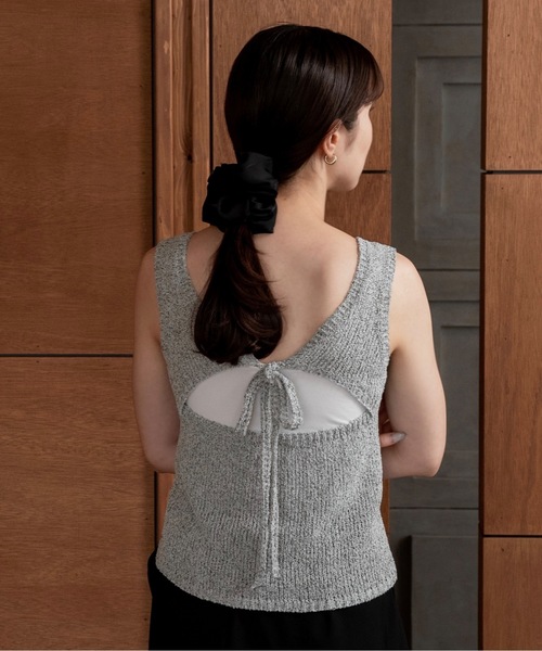 lawgy(ラウジー)の「back open ribbon vest / バックオープンリボンベスト(ベスト・レディース・グレー/ホワイト・FREE)」の2枚目の写真