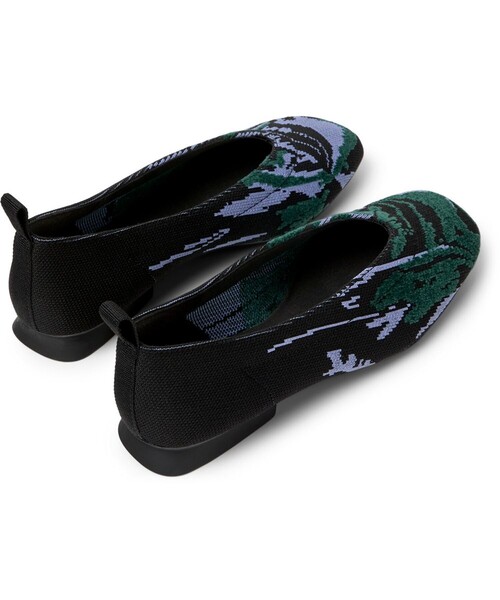 CAMPER（カンペール）の「[カンペール] TWINS / フラットシューズ（パンプス・レディース・ブラック・23.5cm/25.5cm/23.0cm/24.0cm/25.0cm/22.5cm）」の4枚目の写真